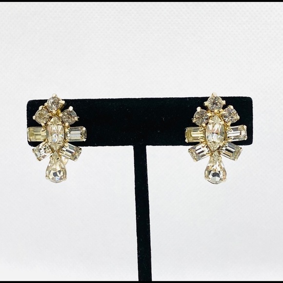 Vintage Crystal Screw On Earrings Jewelry - Picture 8 of 12